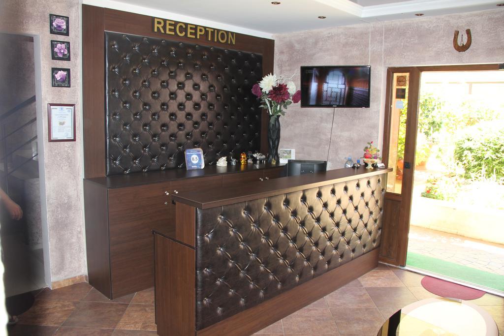 Club Complex