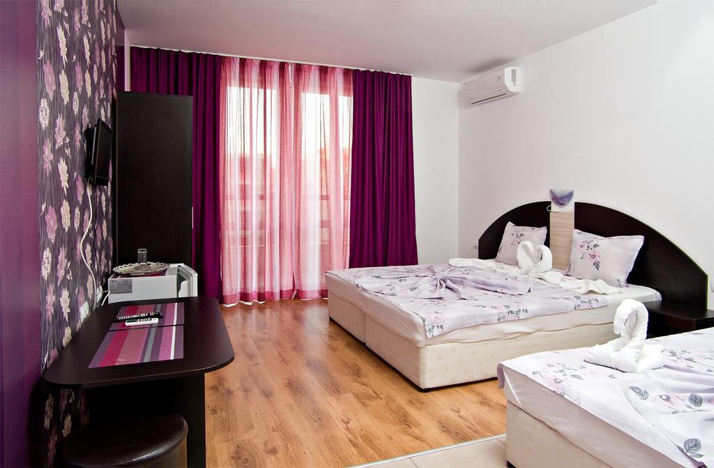 Club Complex Апартаменти Несебир