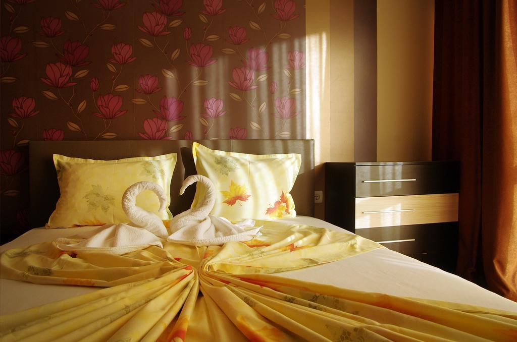 Club Complex Apartment Nessebar